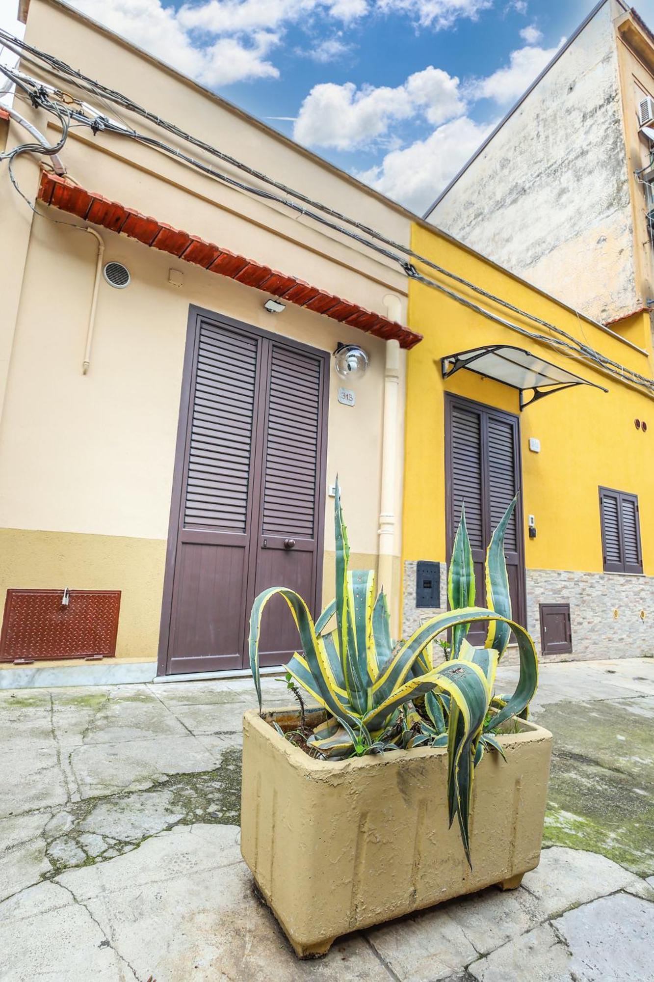 La Casa Di Sughero Apartment Palermo